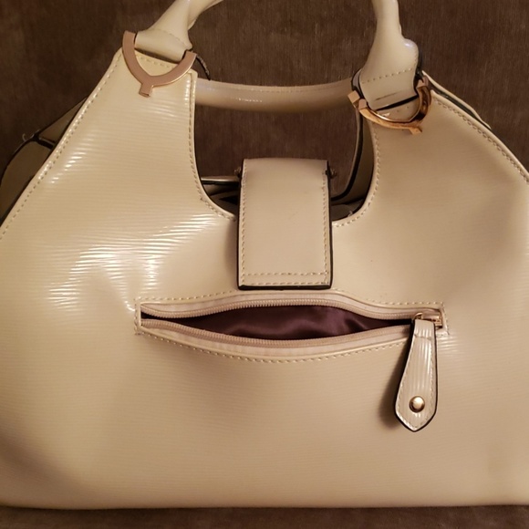 MK purse - Picture 2 of 4